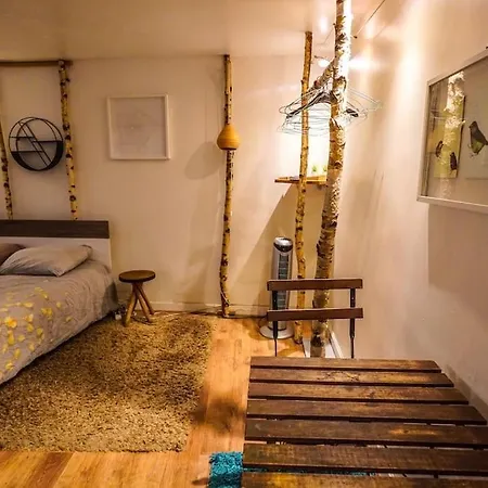 Cozy In The Heart Of Apartment *